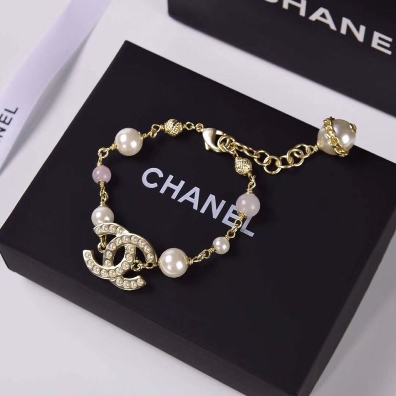 Chanel Necklaces